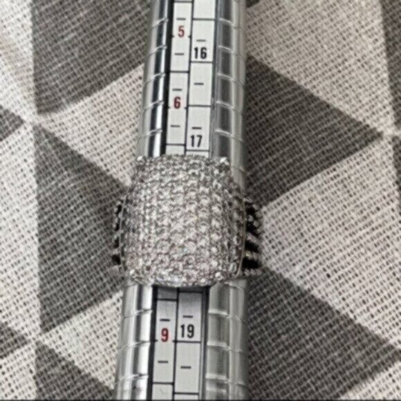Ḑavid Yụrman Diamond Wheaton ring 20x16 sz7 - Picture 2 of 5